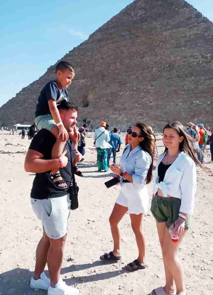 Private Day Tour to Cairo and Old Egypt from Hurghada by plane